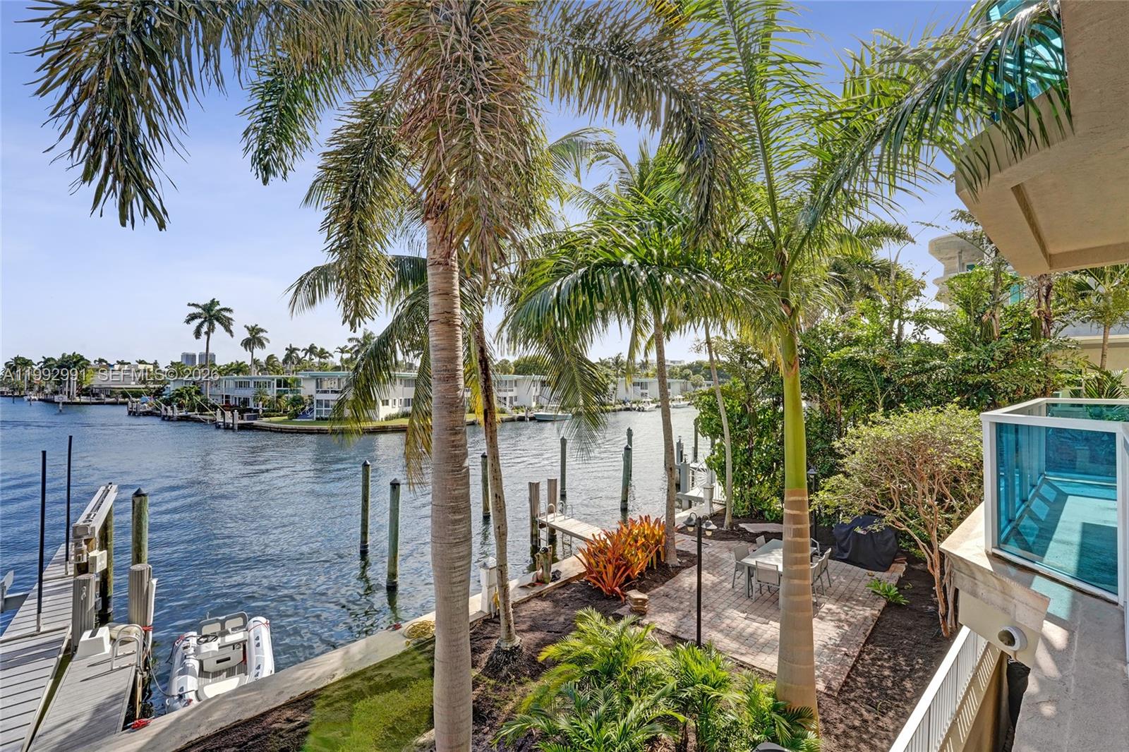 ARIA AT LAS OLAS CONDO - Residential