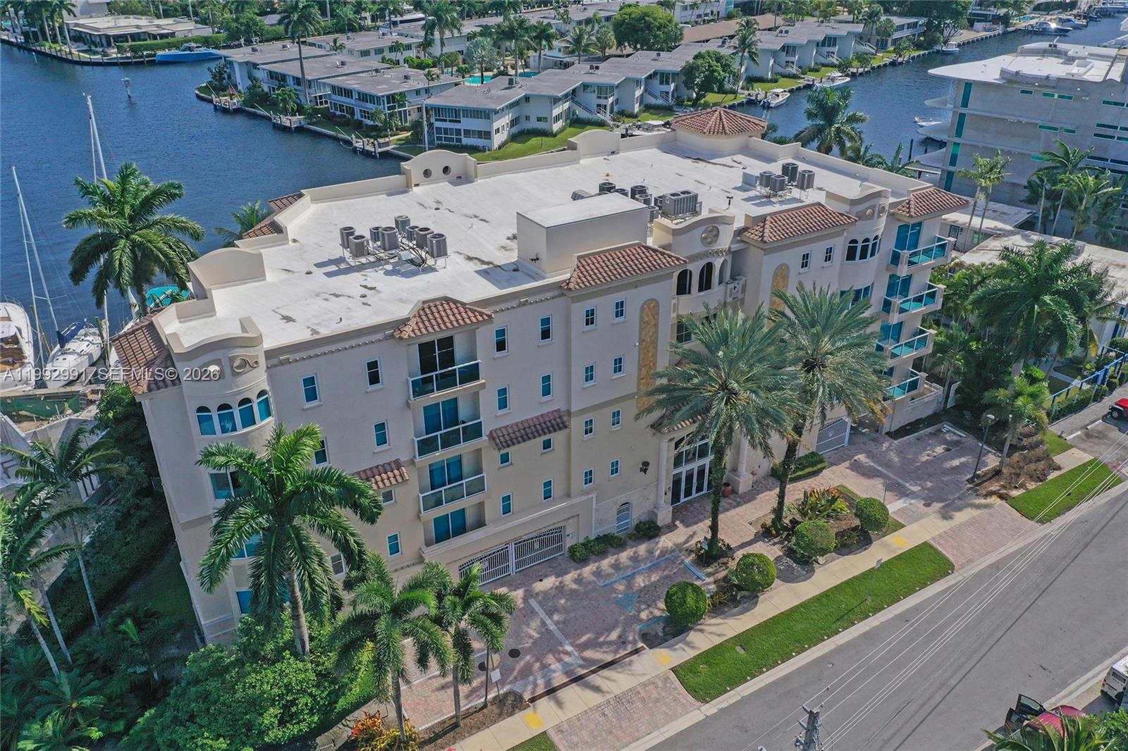 ARIA AT LAS OLAS CONDO - Residential