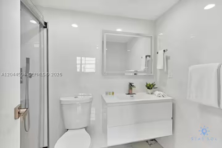 TIDES ON HOLLYWOOD BEACH - Residential