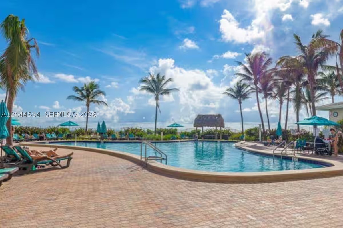 TIDES ON HOLLYWOOD BEACH - Residential