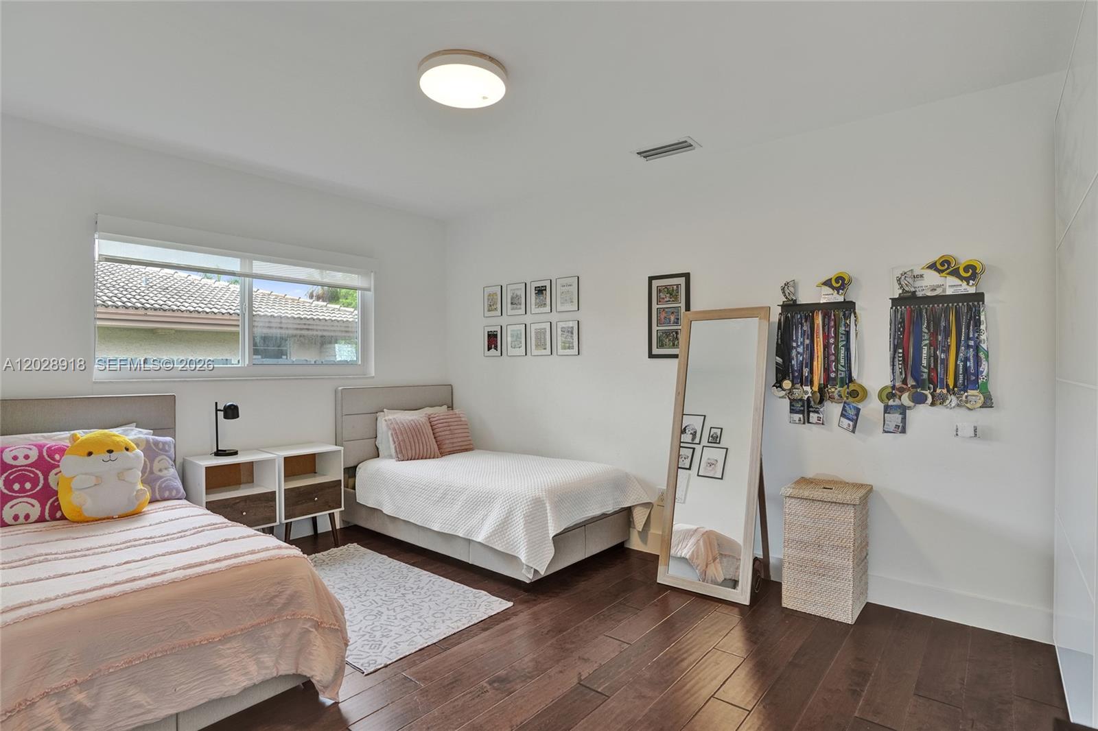 ELLARUE ESTATES - Residential