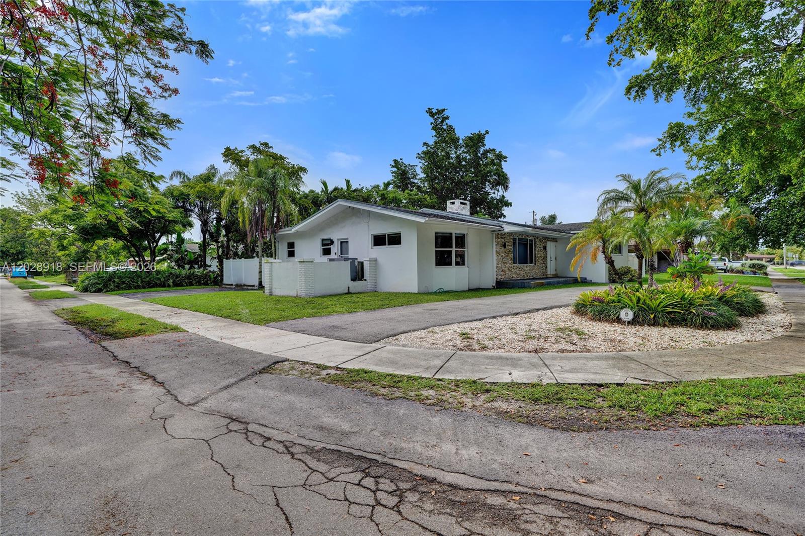 ELLARUE ESTATES - Residential