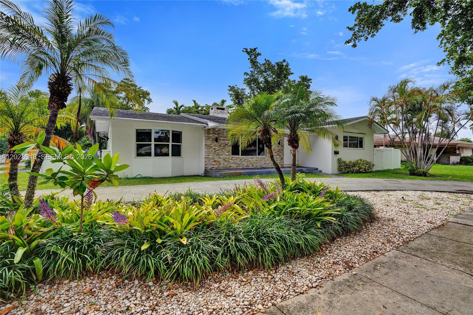 ELLARUE ESTATES - Residential