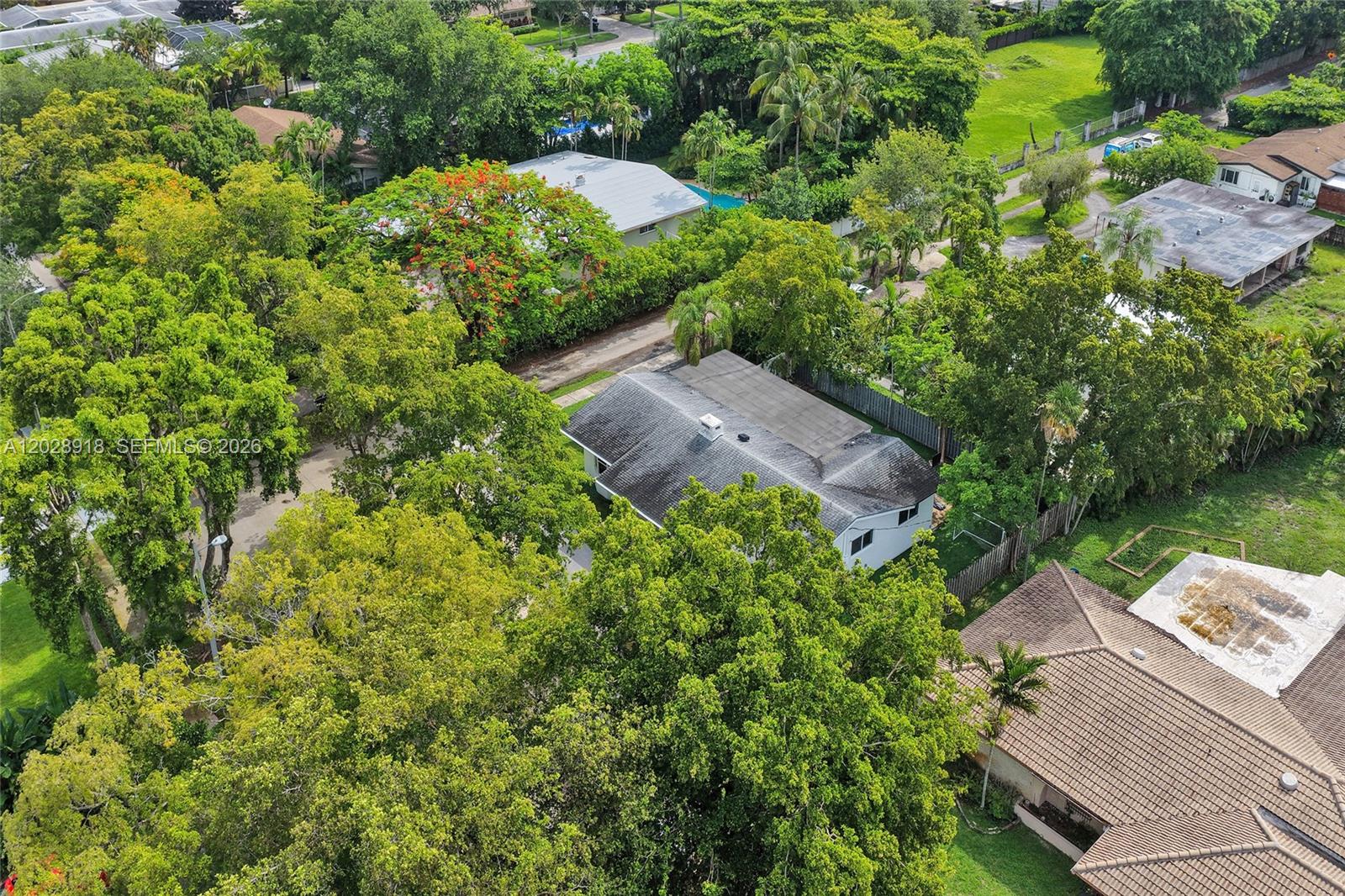 ELLARUE ESTATES - Residential