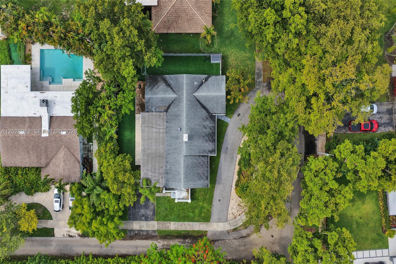 ELLARUE ESTATES - Residential