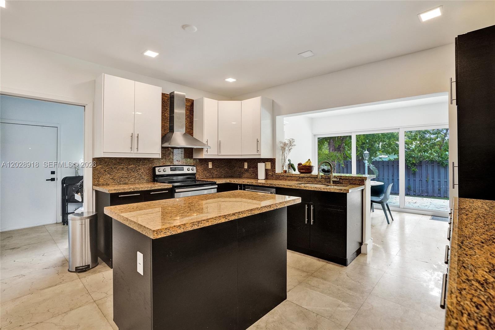 ELLARUE ESTATES - Residential