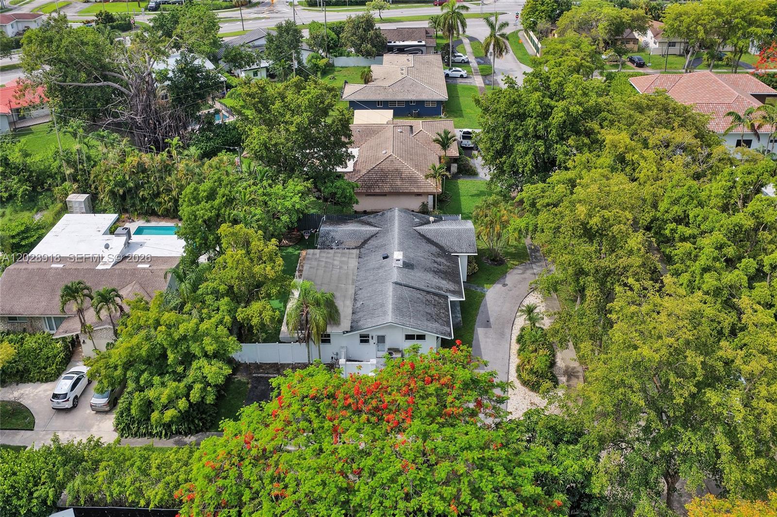 ELLARUE ESTATES - Residential