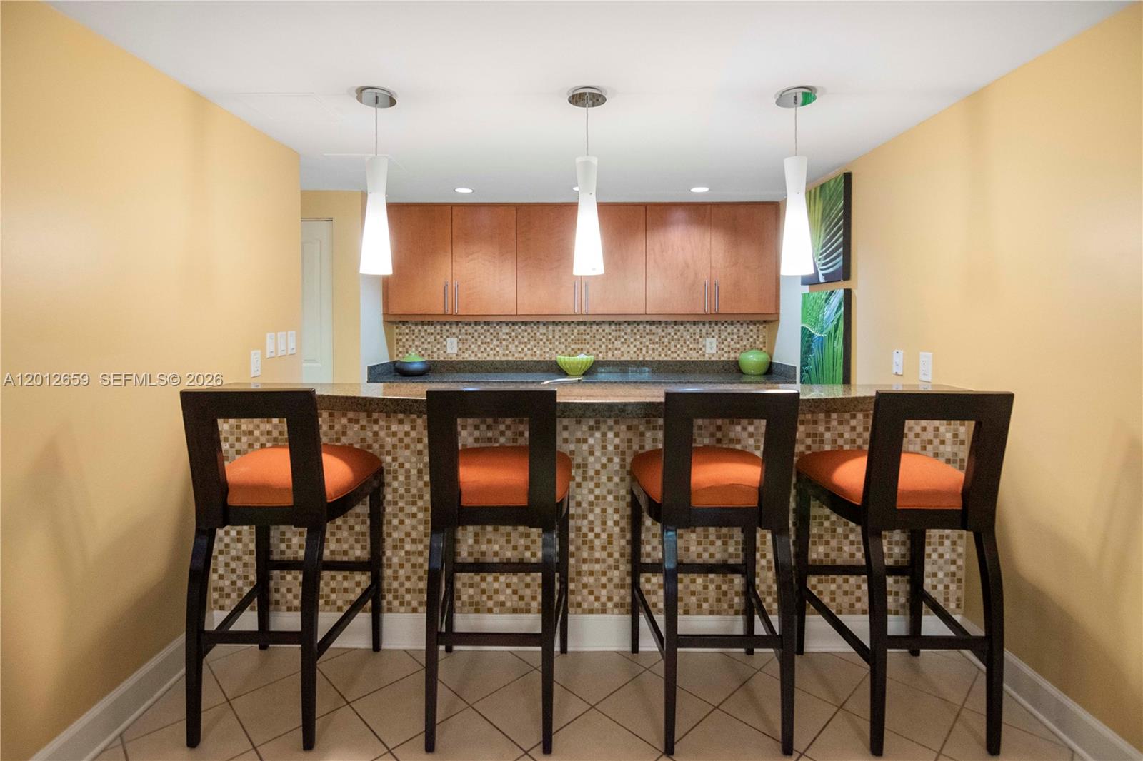 TOSCANO CONDO - Residential