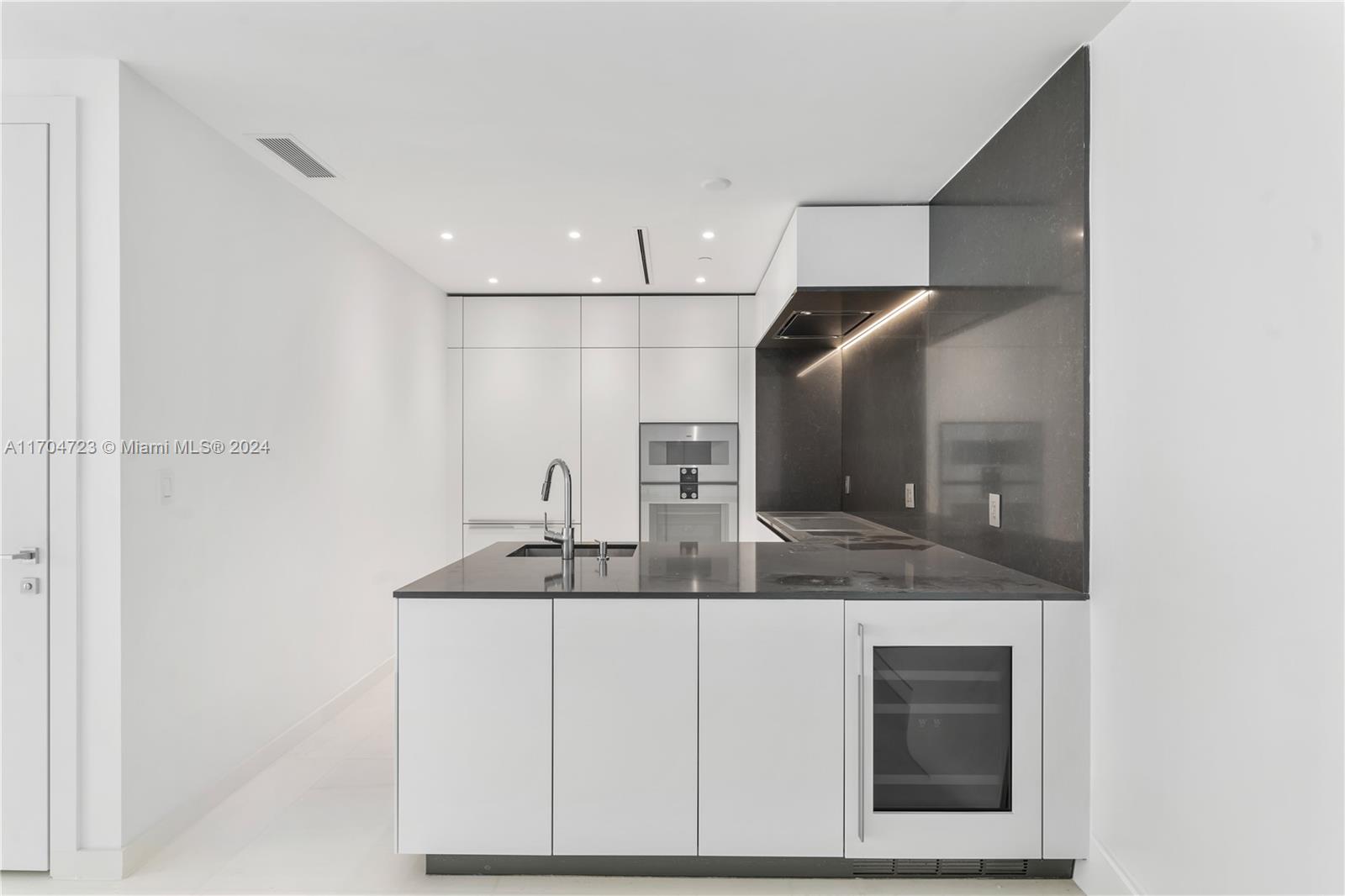 Aston Martin Residences - Residential