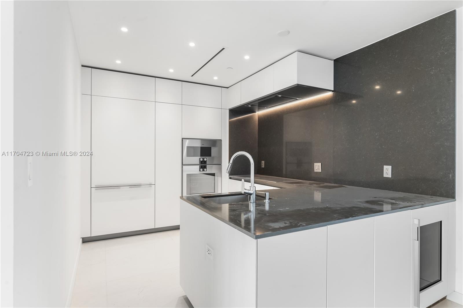 Aston Martin Residences - Residential