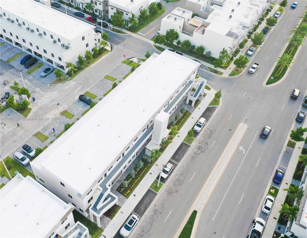 LANDMARK AT DORAL - Residential Lease