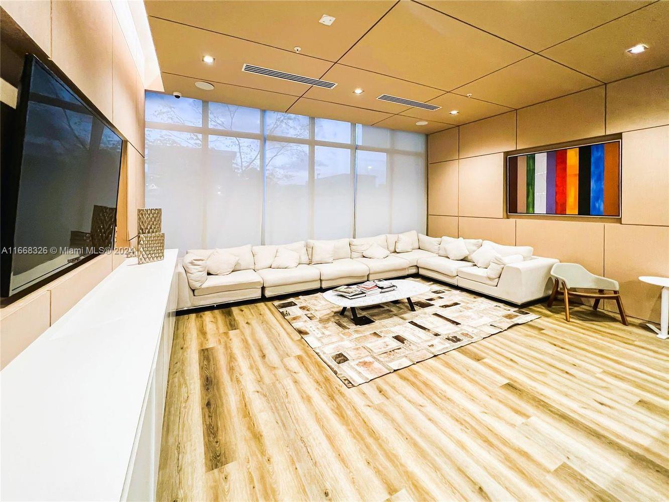LANDMARK AT DORAL - Residential Lease