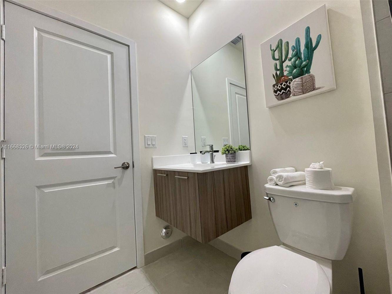LANDMARK AT DORAL - Residential Lease