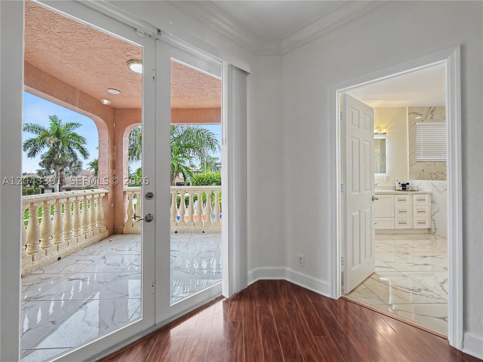 SUNSET LAKES PLAT ONE - Residential