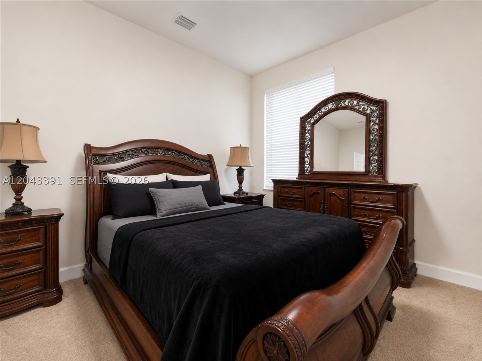 SUNSET LAKES PLAT ONE - Residential