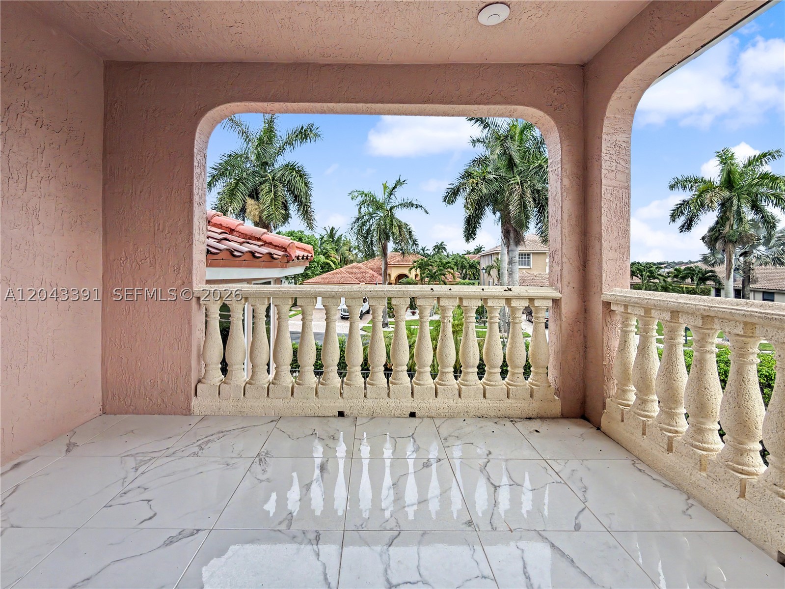 SUNSET LAKES PLAT ONE - Residential