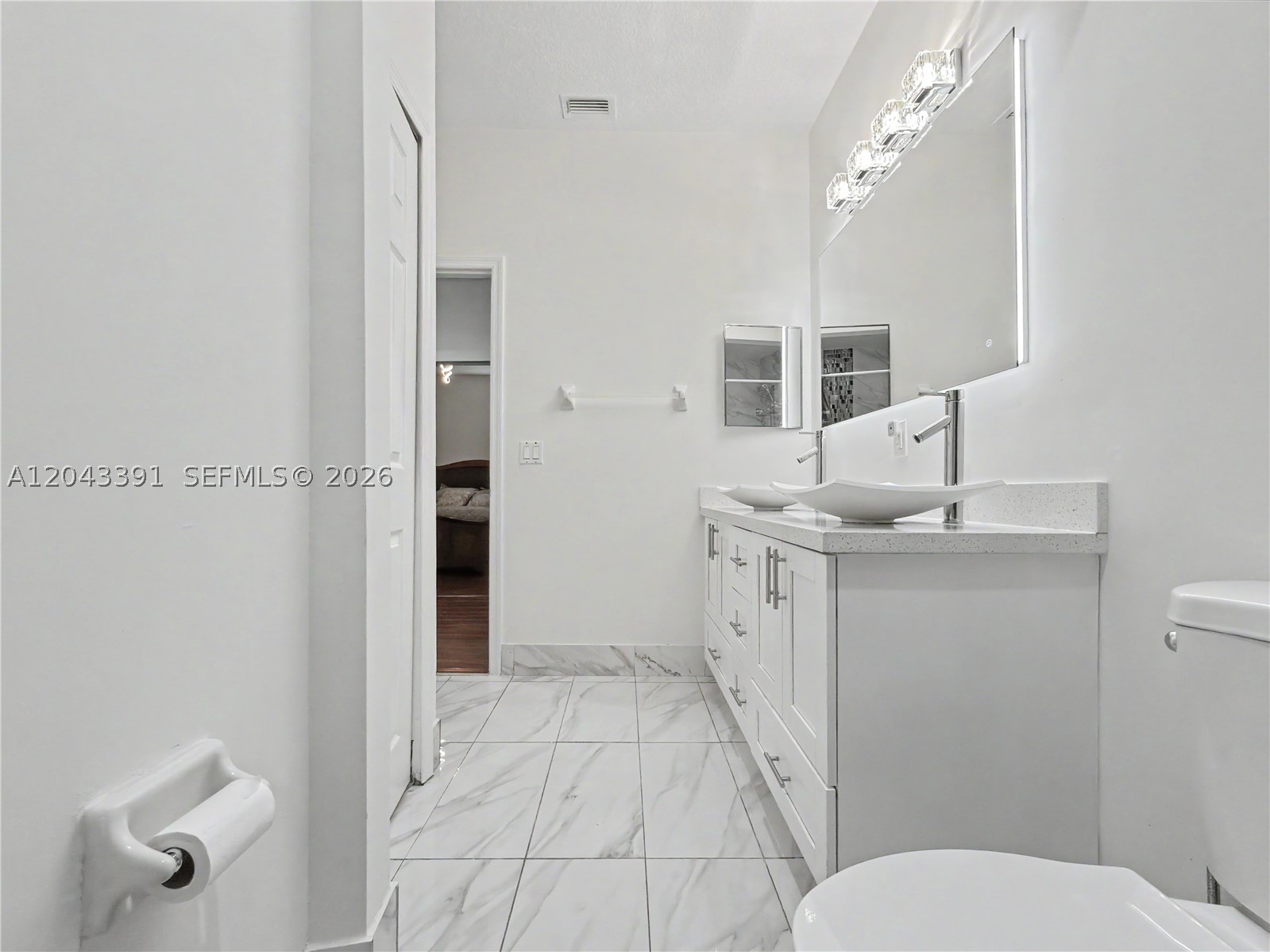 SUNSET LAKES PLAT ONE - Residential