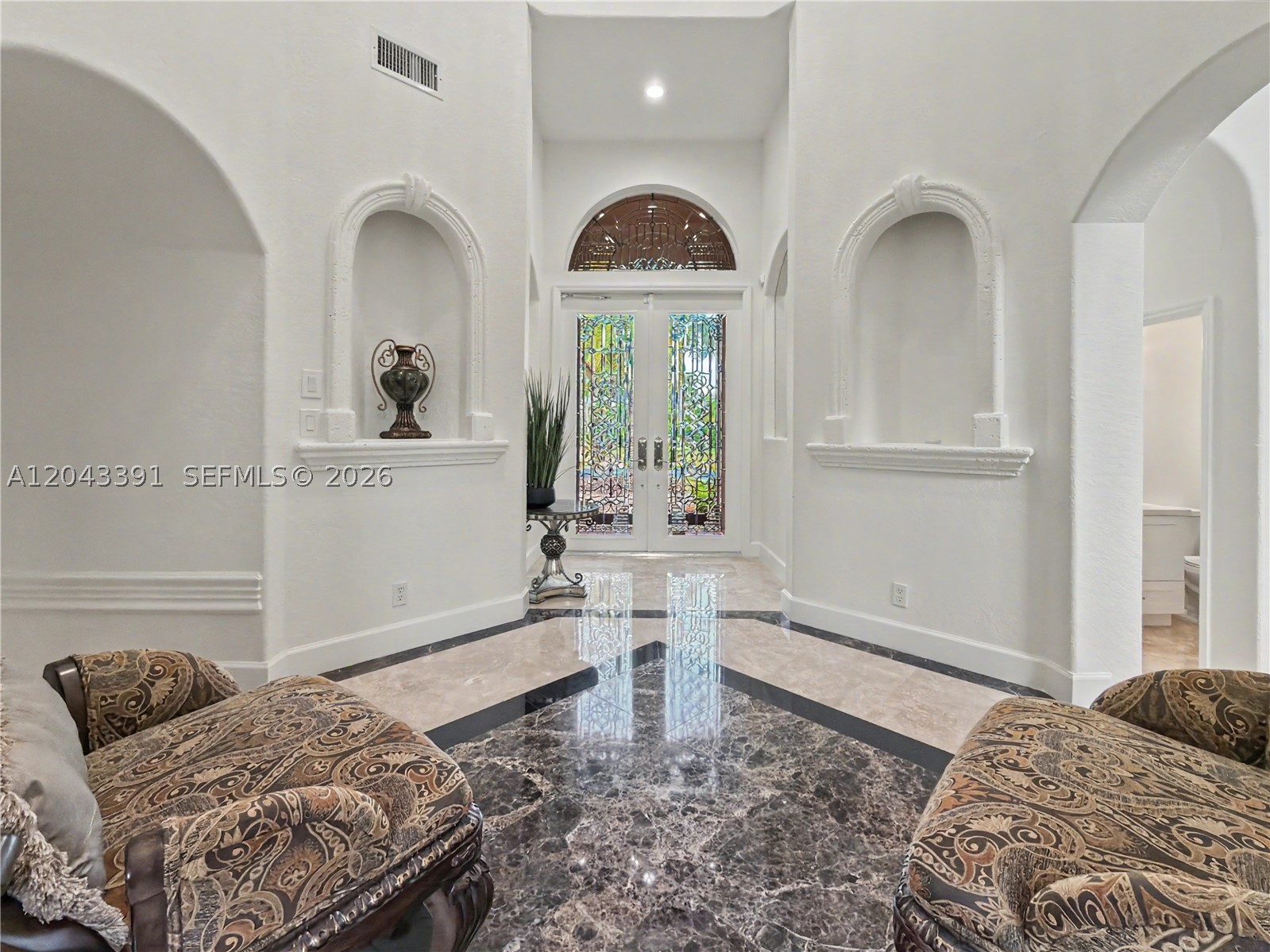 SUNSET LAKES PLAT ONE - Residential