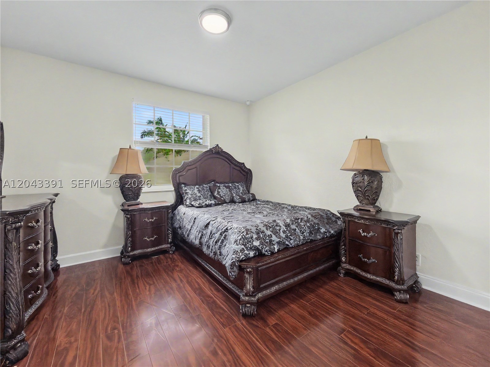 SUNSET LAKES PLAT ONE - Residential
