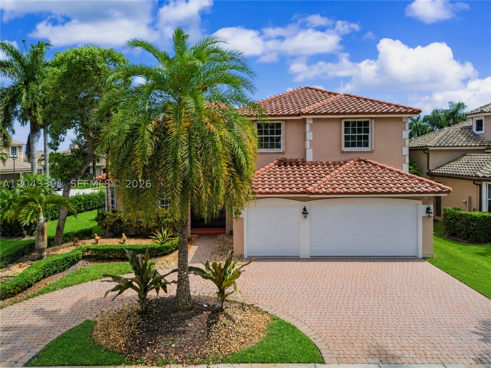 SUNSET LAKES PLAT ONE - Residential