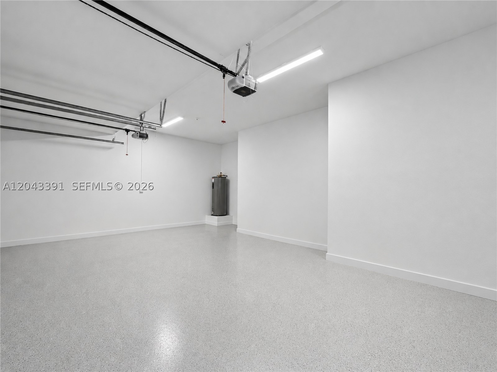 SUNSET LAKES PLAT ONE - Residential