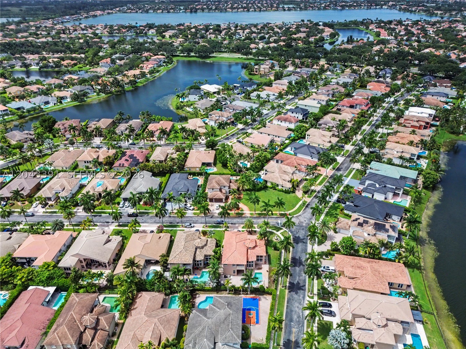 SUNSET LAKES PLAT ONE - Residential