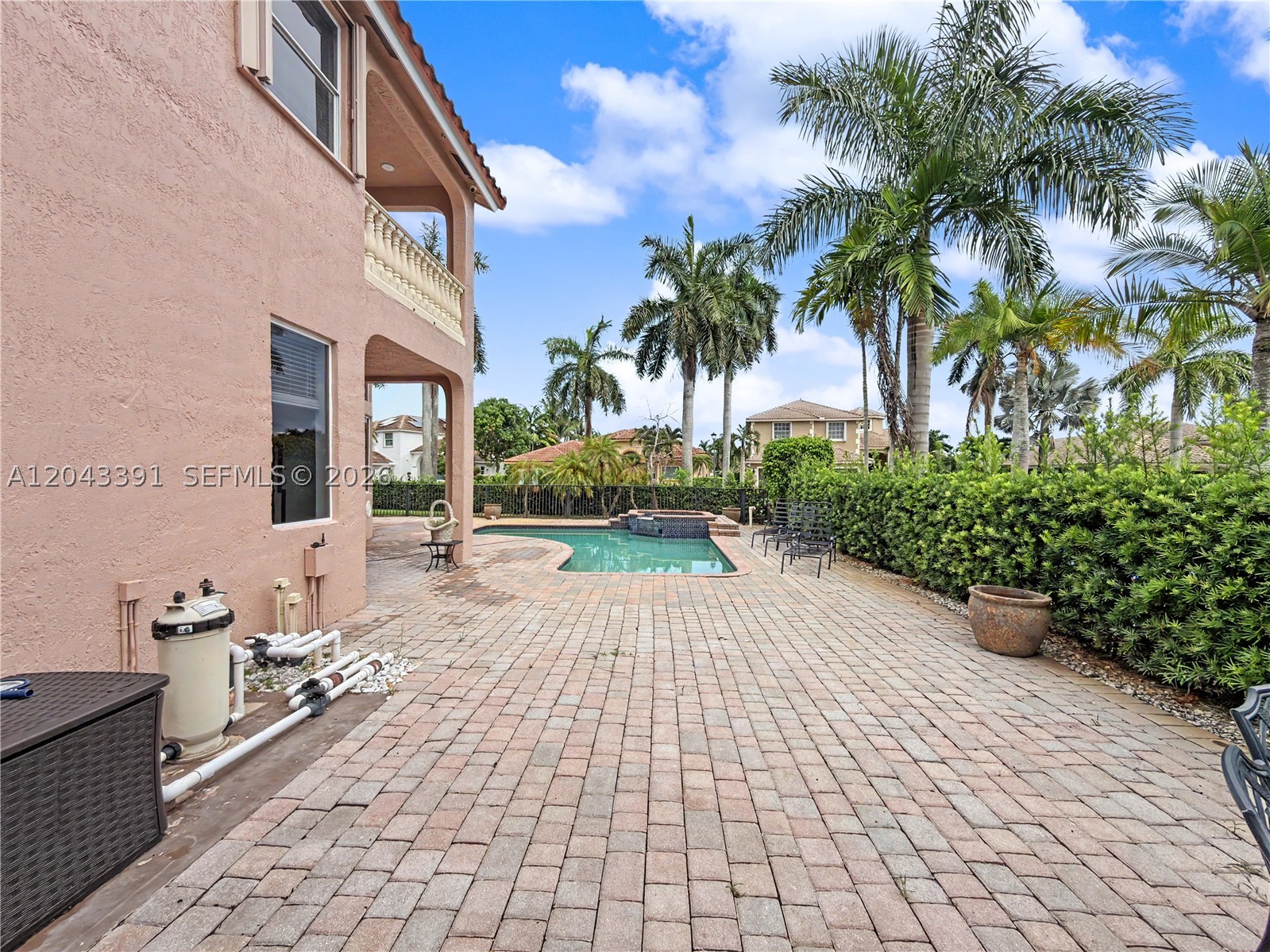 SUNSET LAKES PLAT ONE - Residential