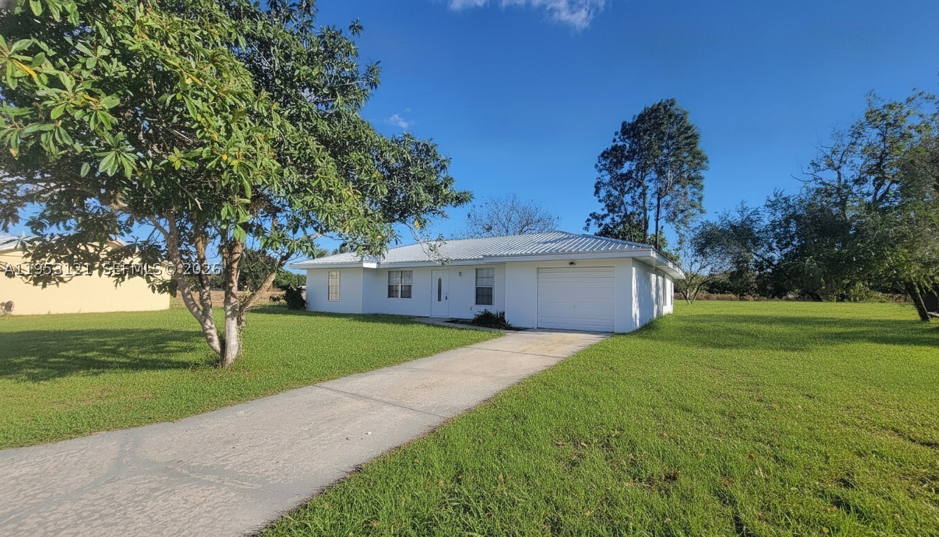 Completely renovated and move-in ready, this home sits on an oversized cul-de-sac lot and offers modern upgrades throughout. Highlights include a brand-new metal roof, all-new flooring, fully updated bathrooms and kitchen, new fixtures, and fresh interior and exterior paint. The spacious living and dining area flows into a large kitchen and separate den, providing ample space for a growing family or visiting guests. Enjoy the convenience of walking to the community pool and park, all within an established, walkable neighborhood with underground utilities.