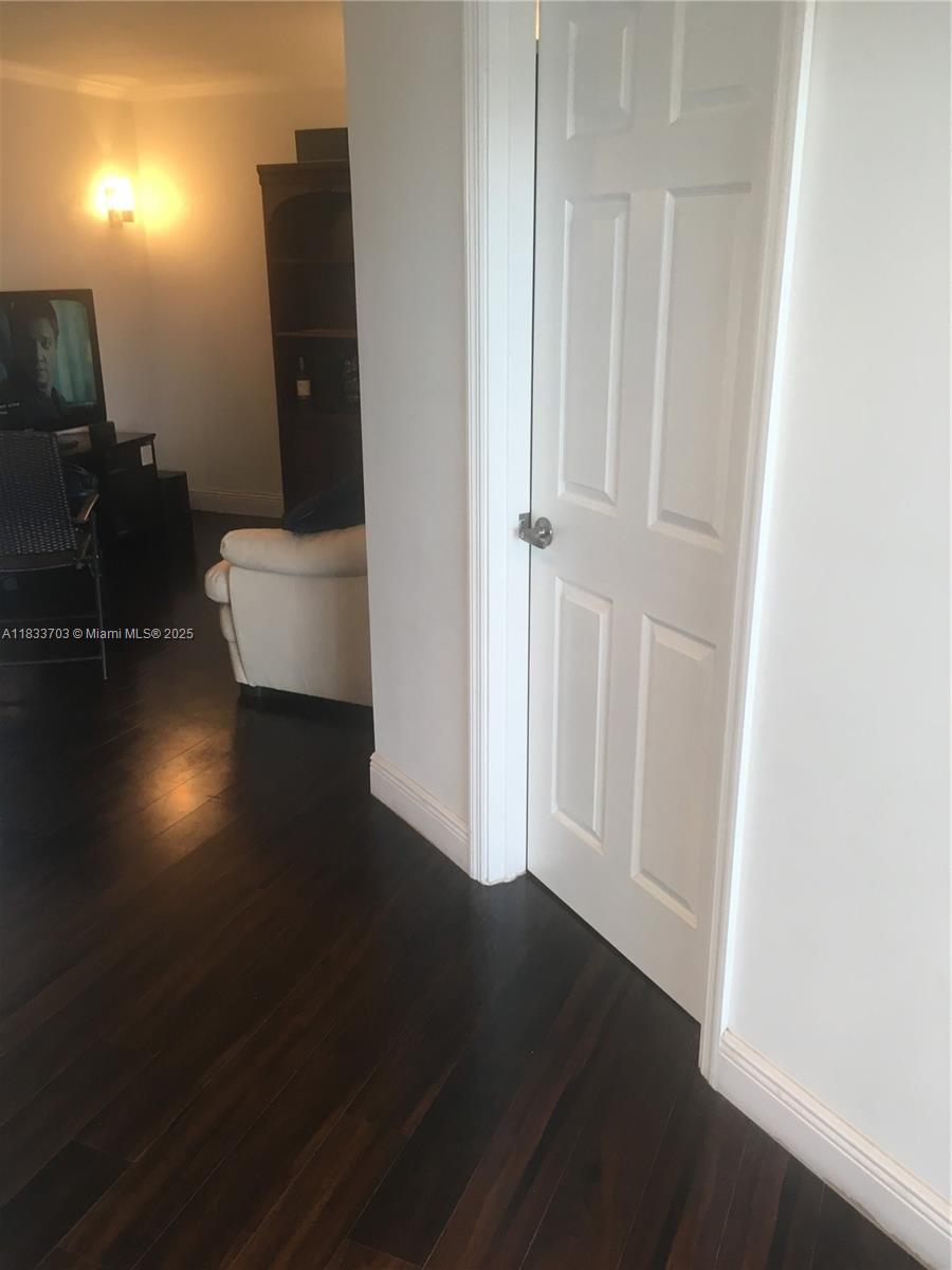 BAHIA VISTA CONDO - Residential