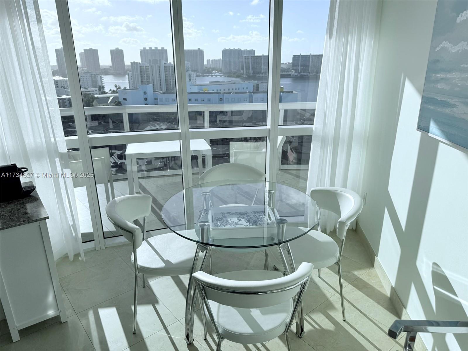 TRUMP ROYALE CONDO - Residential Lease