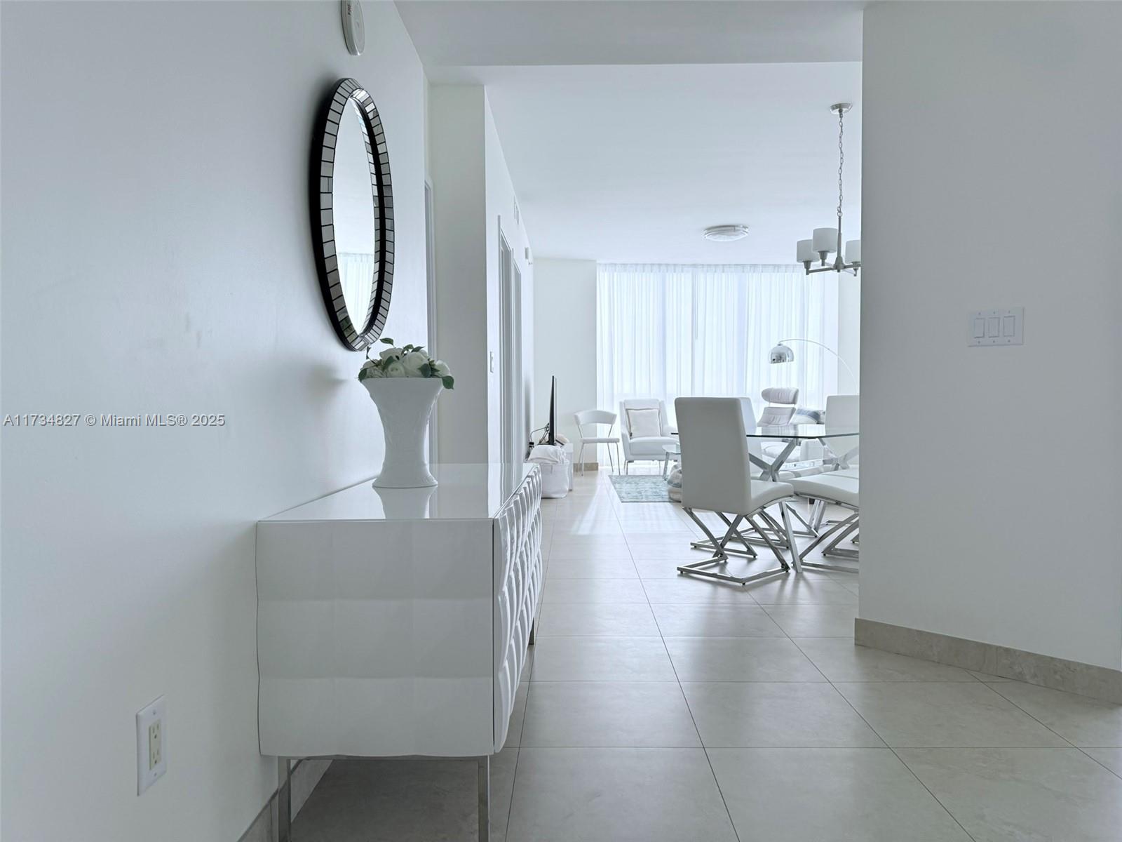 TRUMP ROYALE CONDO - Residential Lease