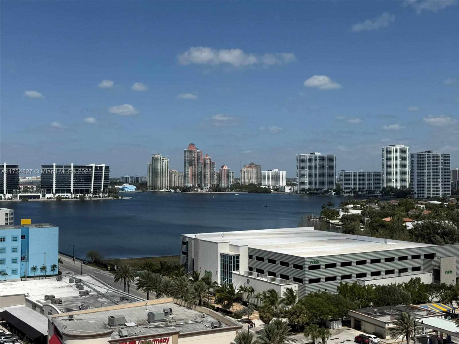 TRUMP ROYALE CONDO - Residential Lease