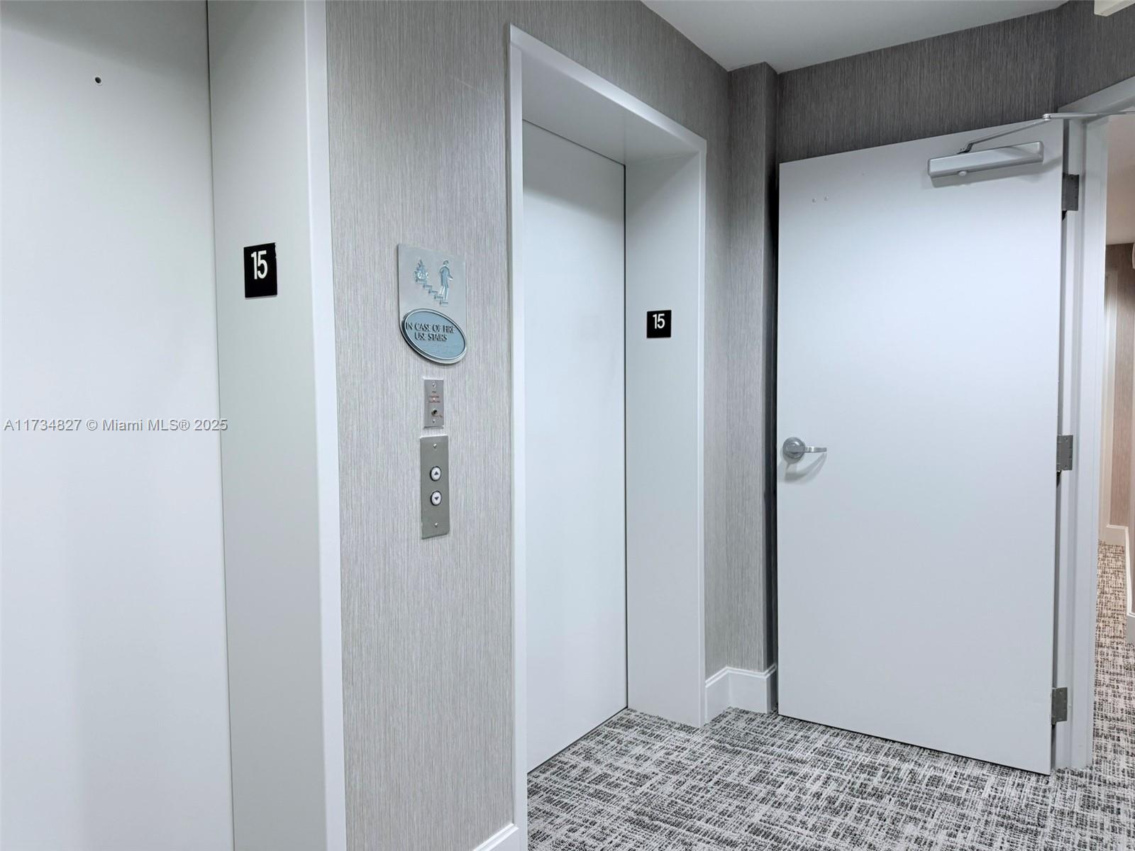 TRUMP ROYALE CONDO - Residential Lease