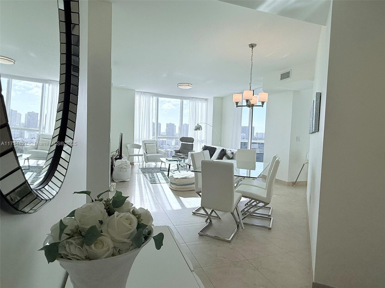 TRUMP ROYALE CONDO - Residential Lease