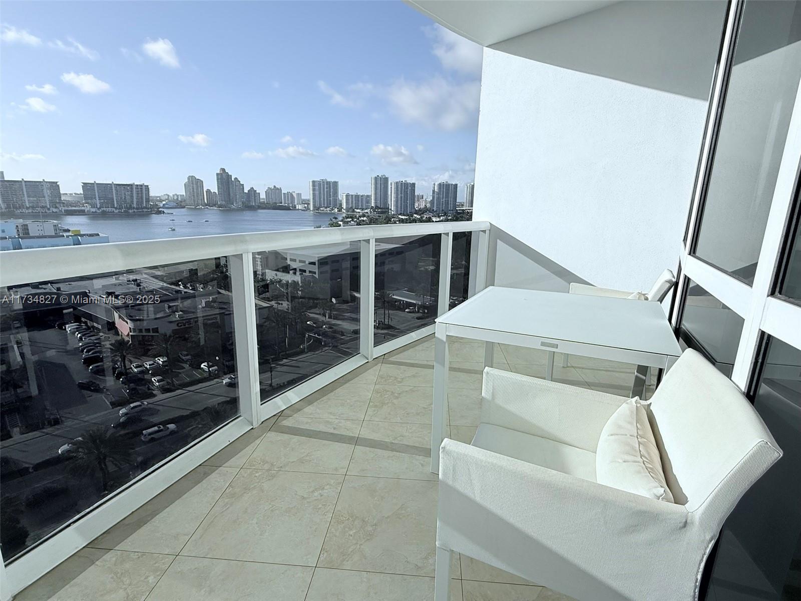 TRUMP ROYALE CONDO - Residential Lease