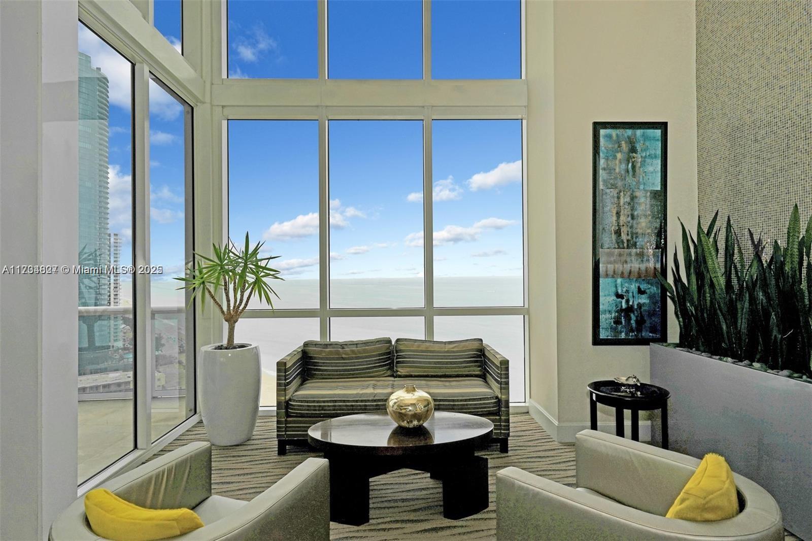 TRUMP ROYALE CONDO - Residential Lease