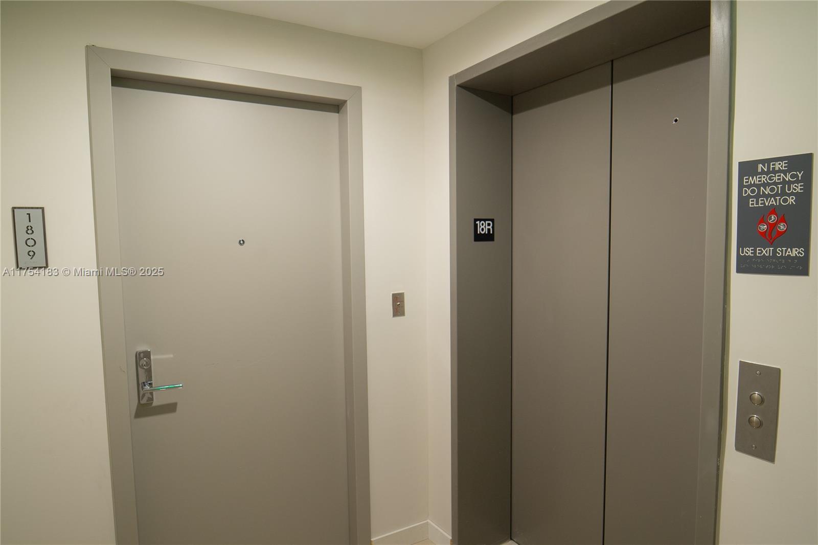 ARIA ON THE BAY CONDO - Residential