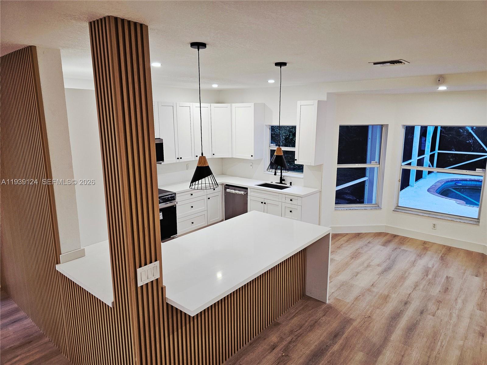 GROVE PLACE - Residential