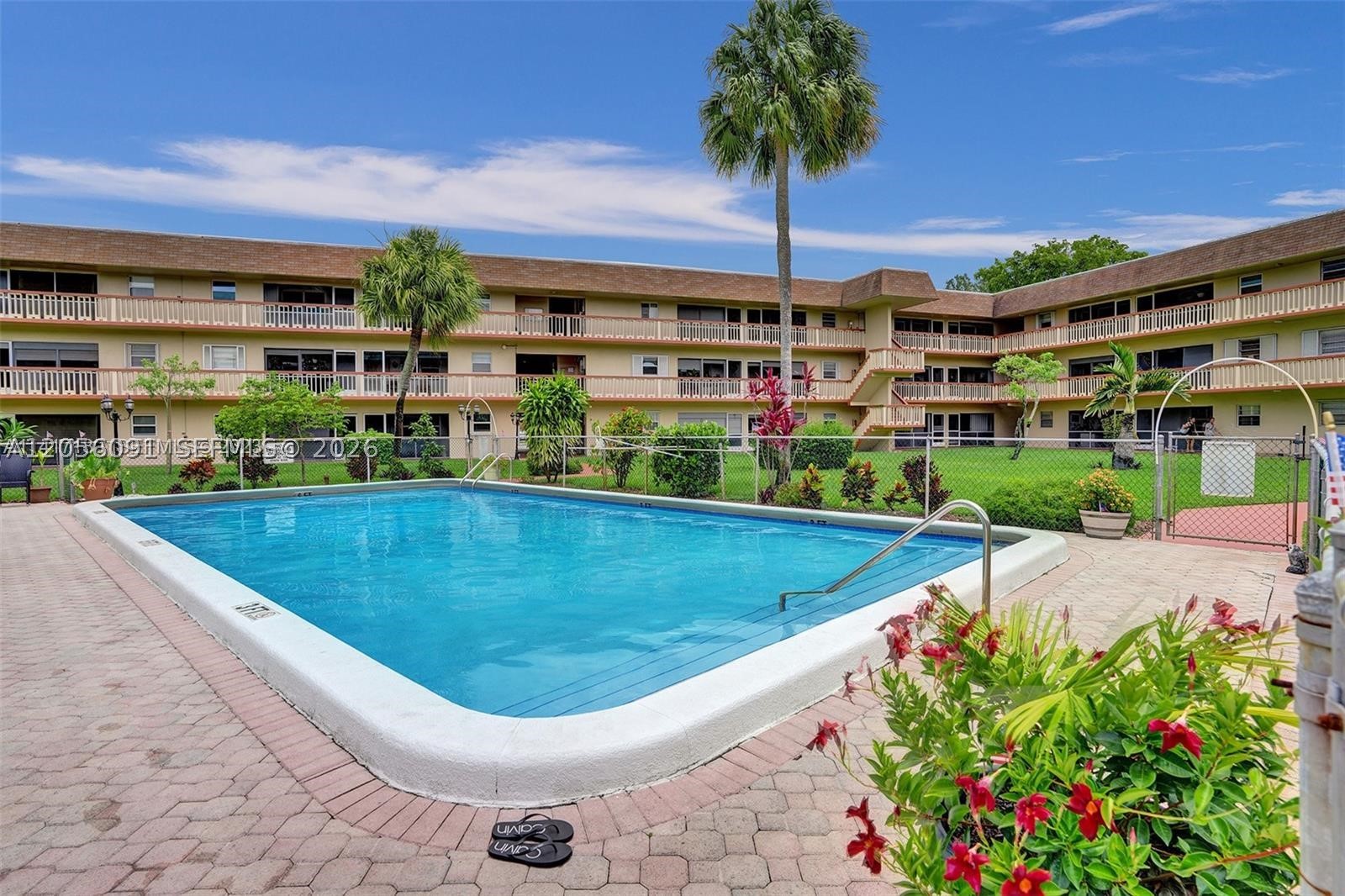 BEVERLY HILLS CONDO NUMBE - Residential