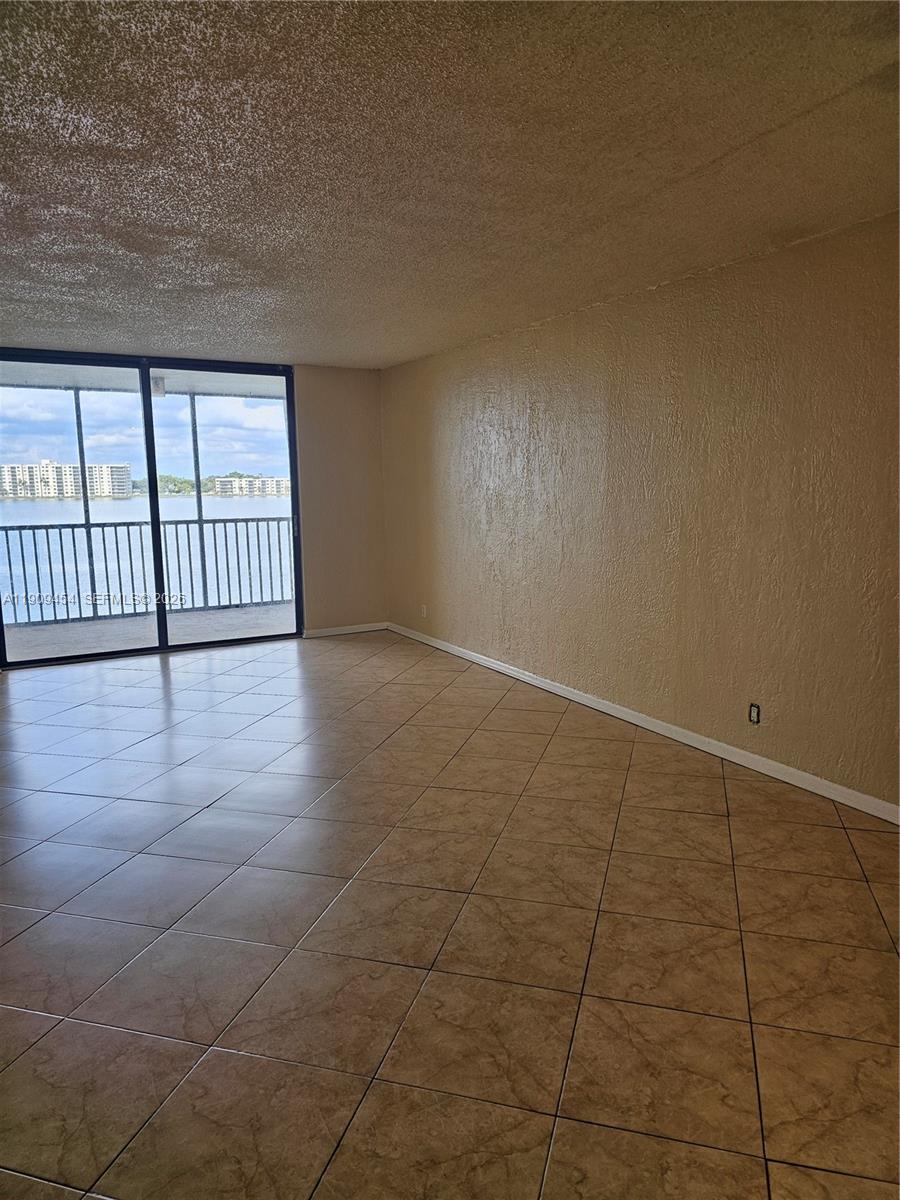 Lake Emerald Condominiums - Residential