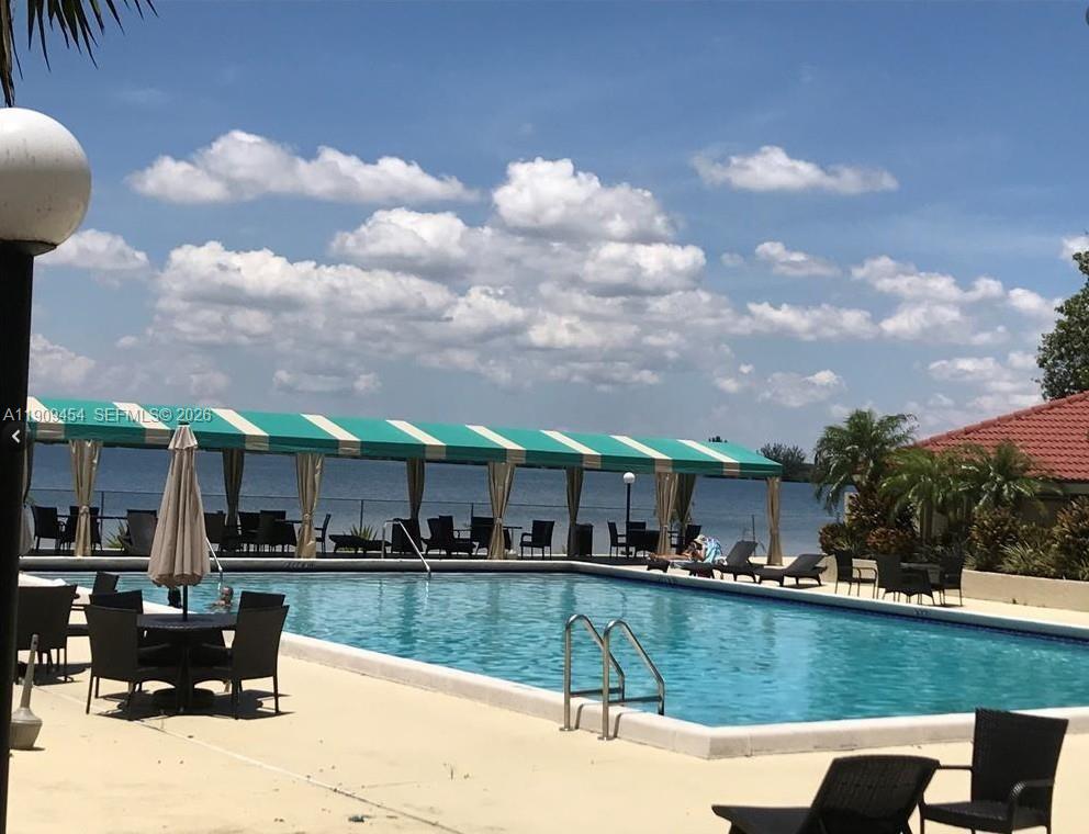 Lake Emerald Condominiums - Residential