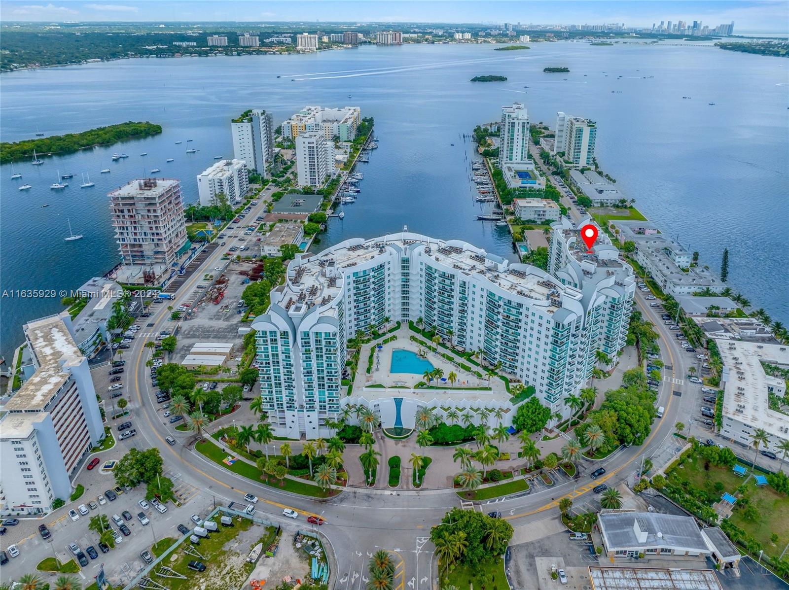 360 CONDO B - Residential