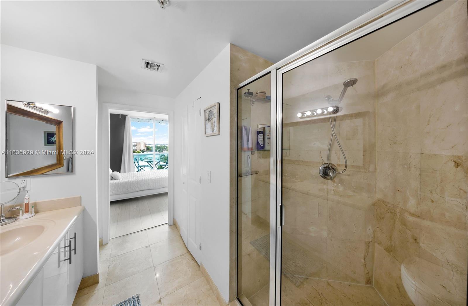 360 CONDO B - Residential