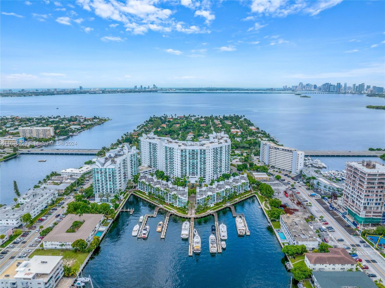 360 CONDO B - Residential