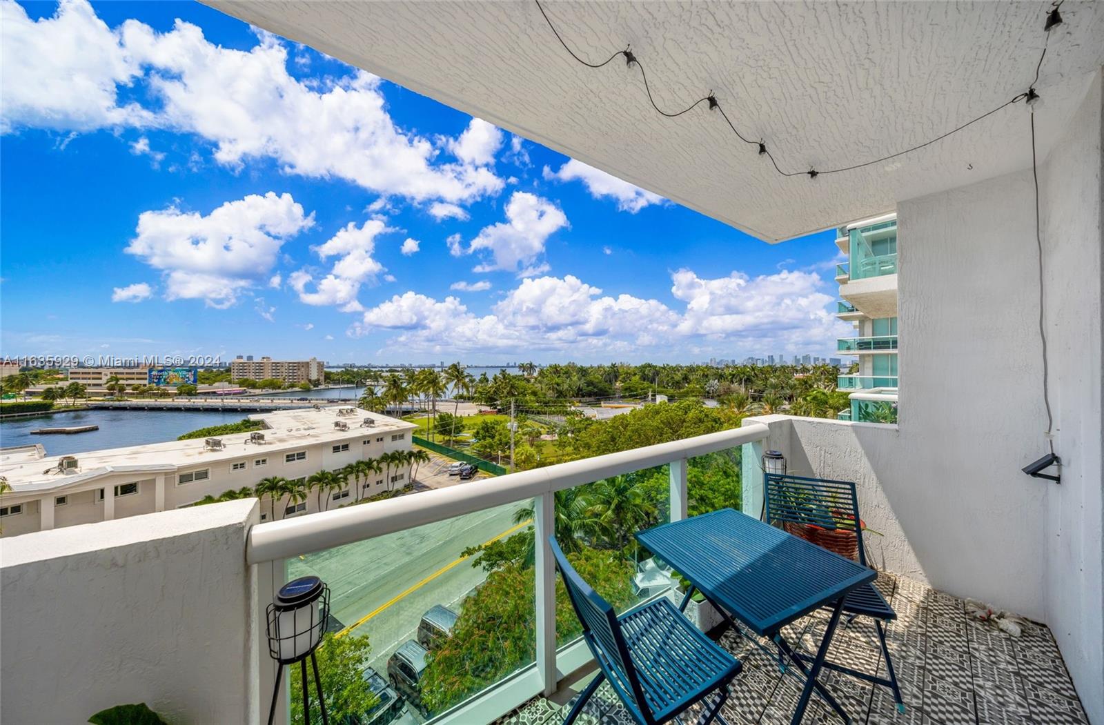360 CONDO B - Residential