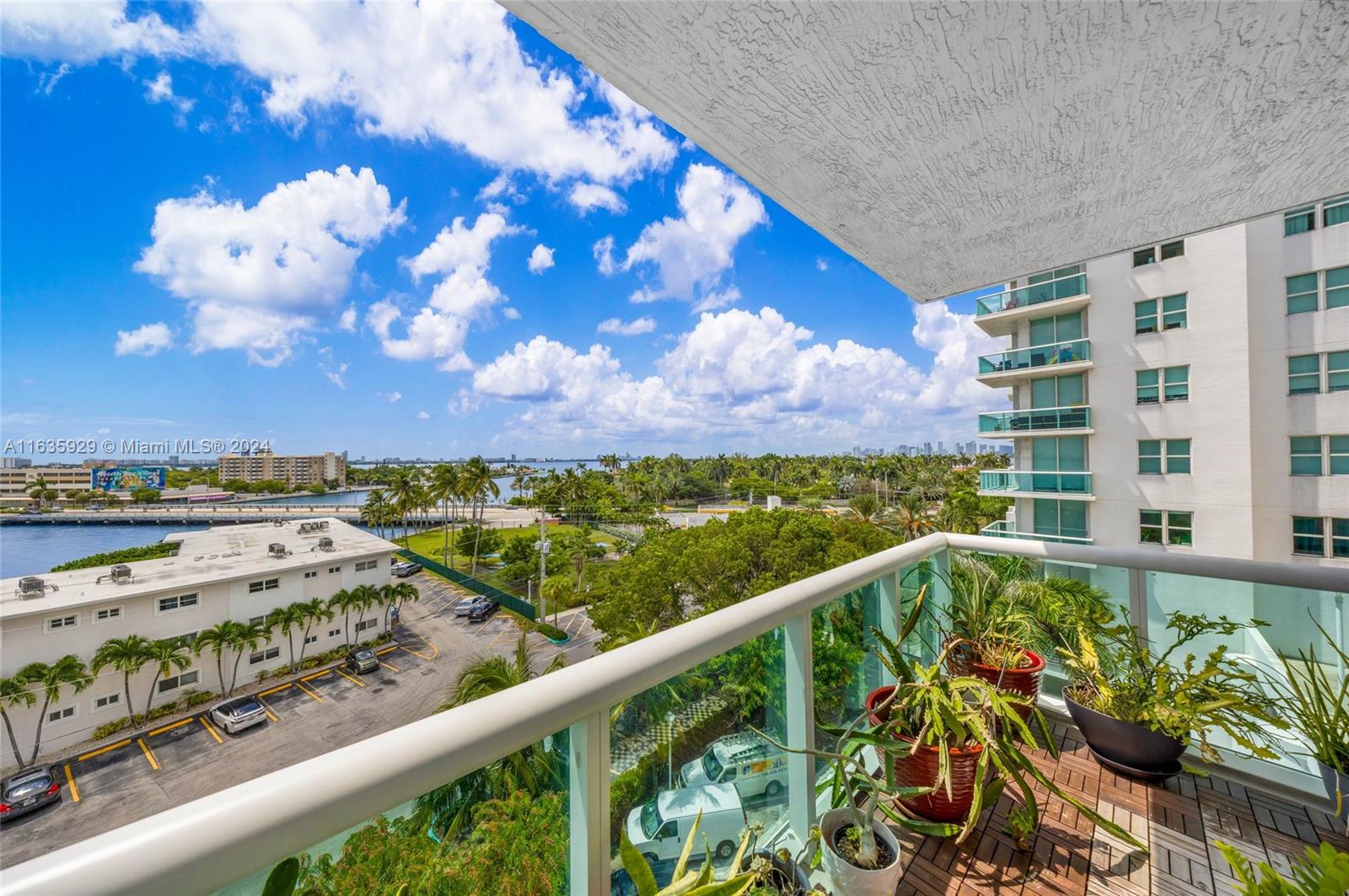 360 CONDO B - Residential