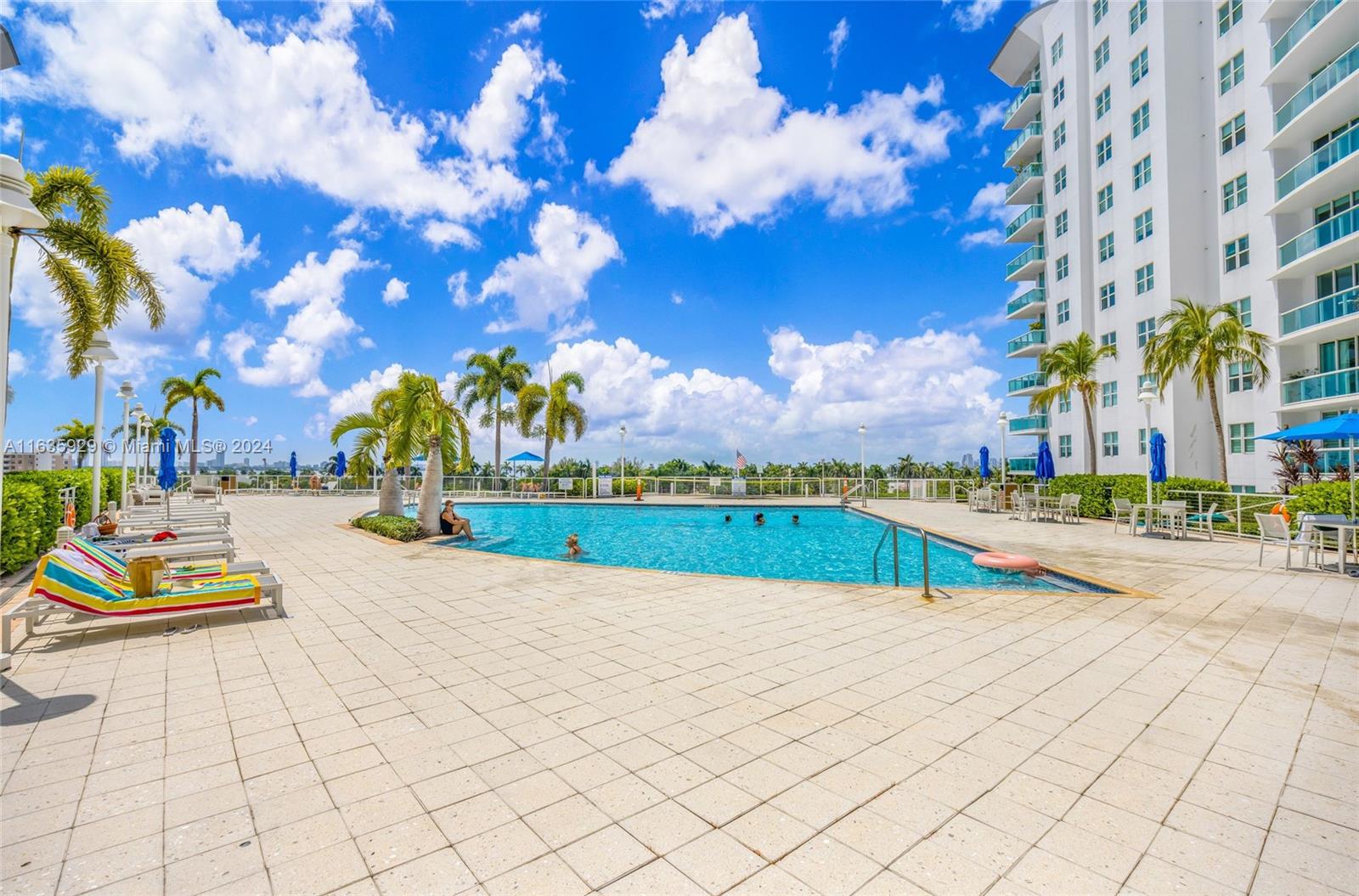 360 CONDO B - Residential