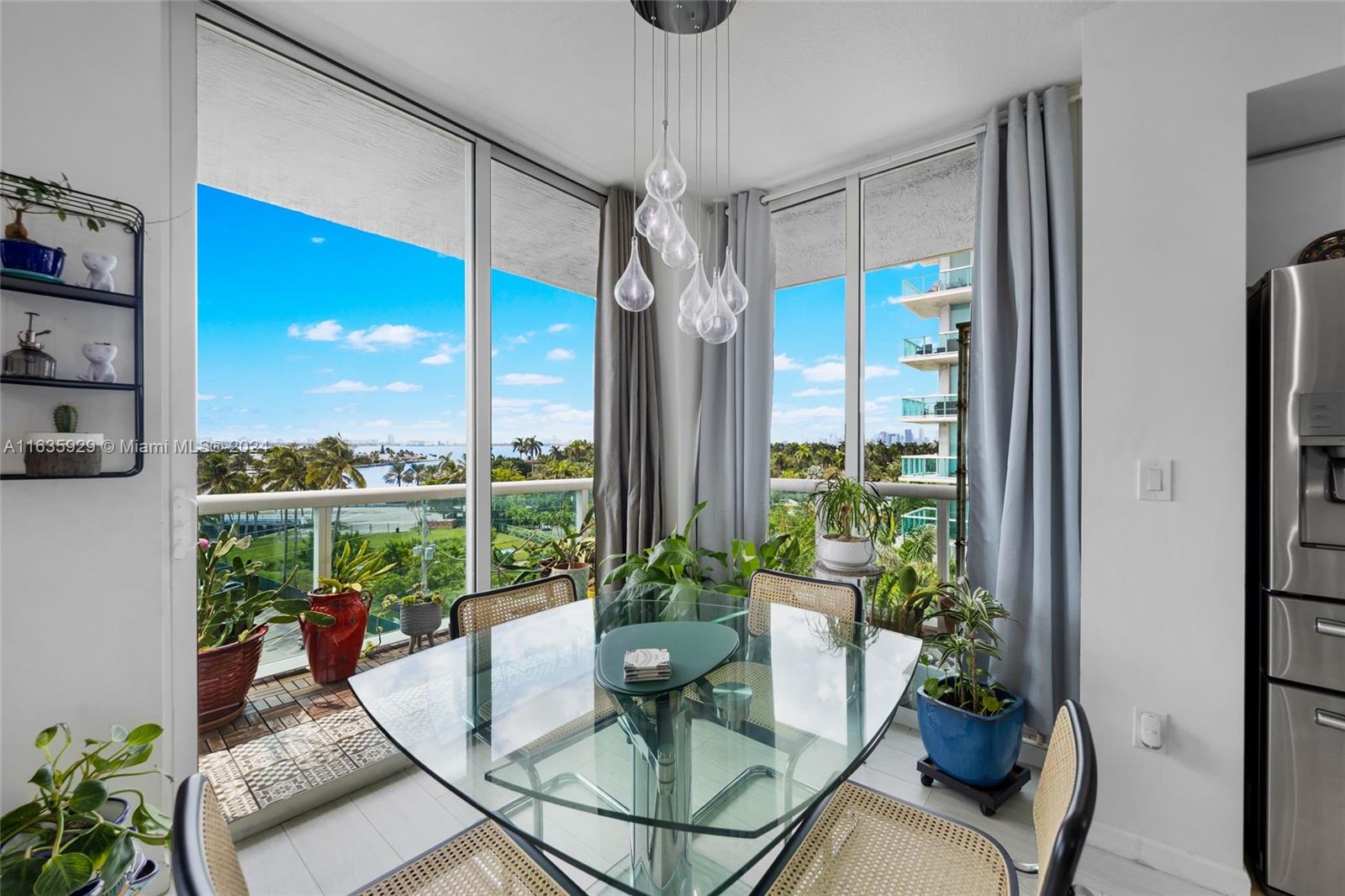 360 CONDO B - Residential