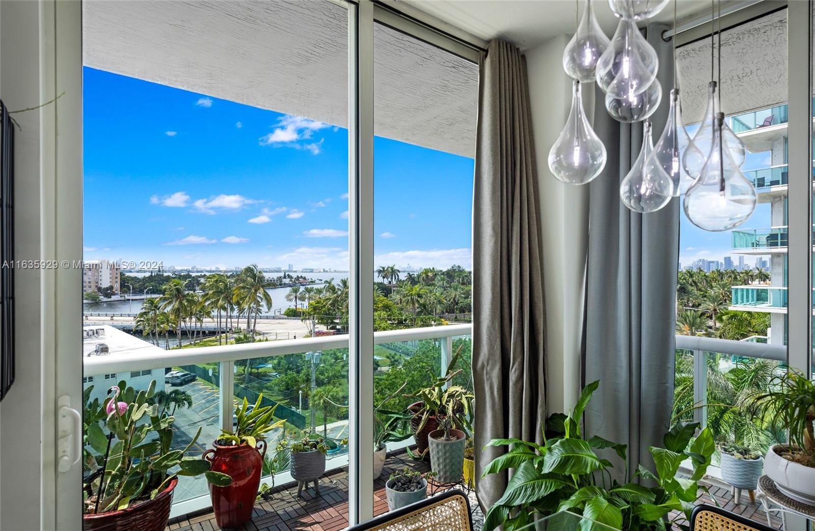 360 CONDO B - Residential