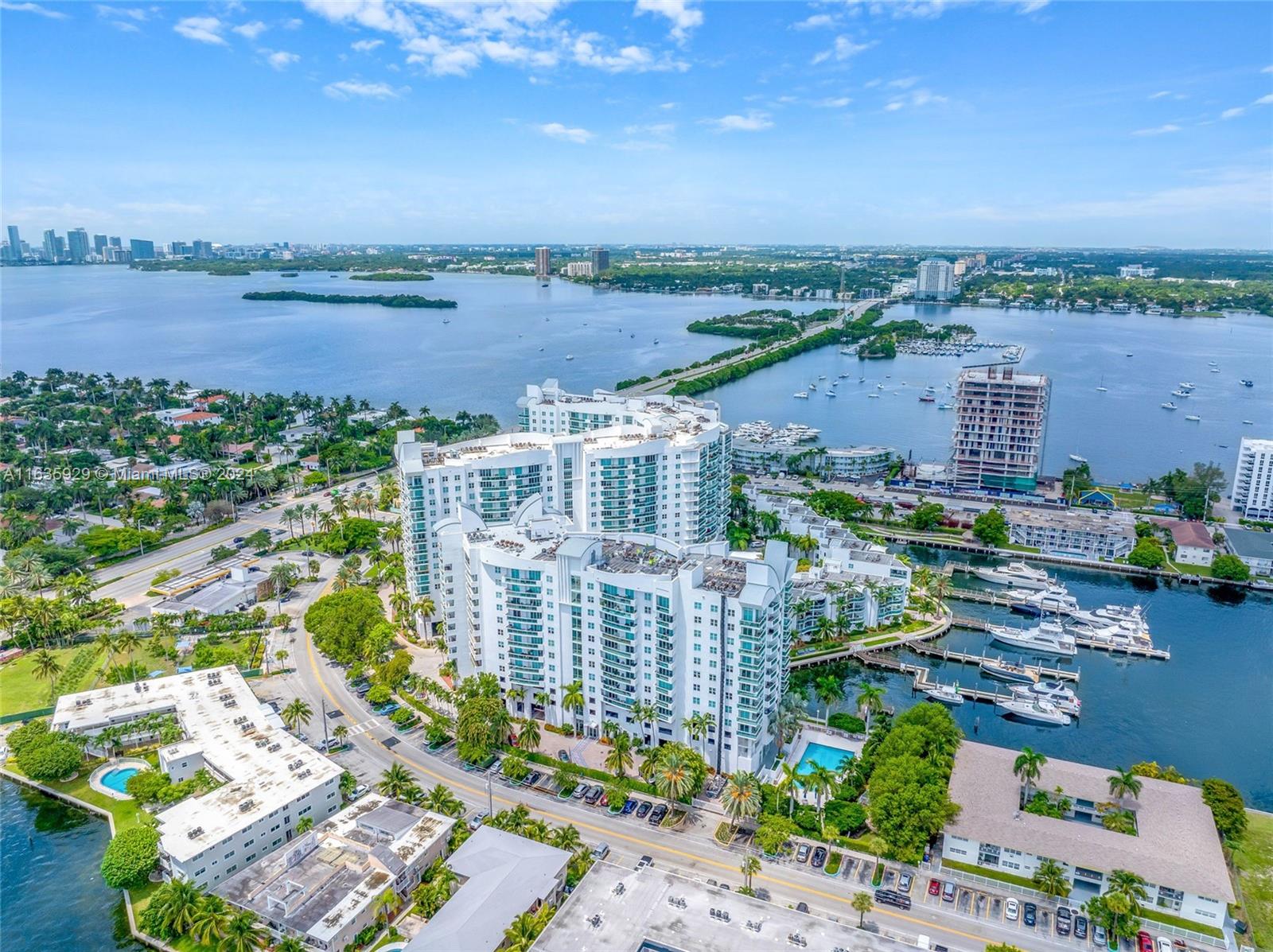 360 CONDO B - Residential
